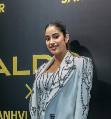 LEVA Marketing Manegement | Jhanvi Kapoor’s Exclusive Visit to ALDO at The Dubai Mall