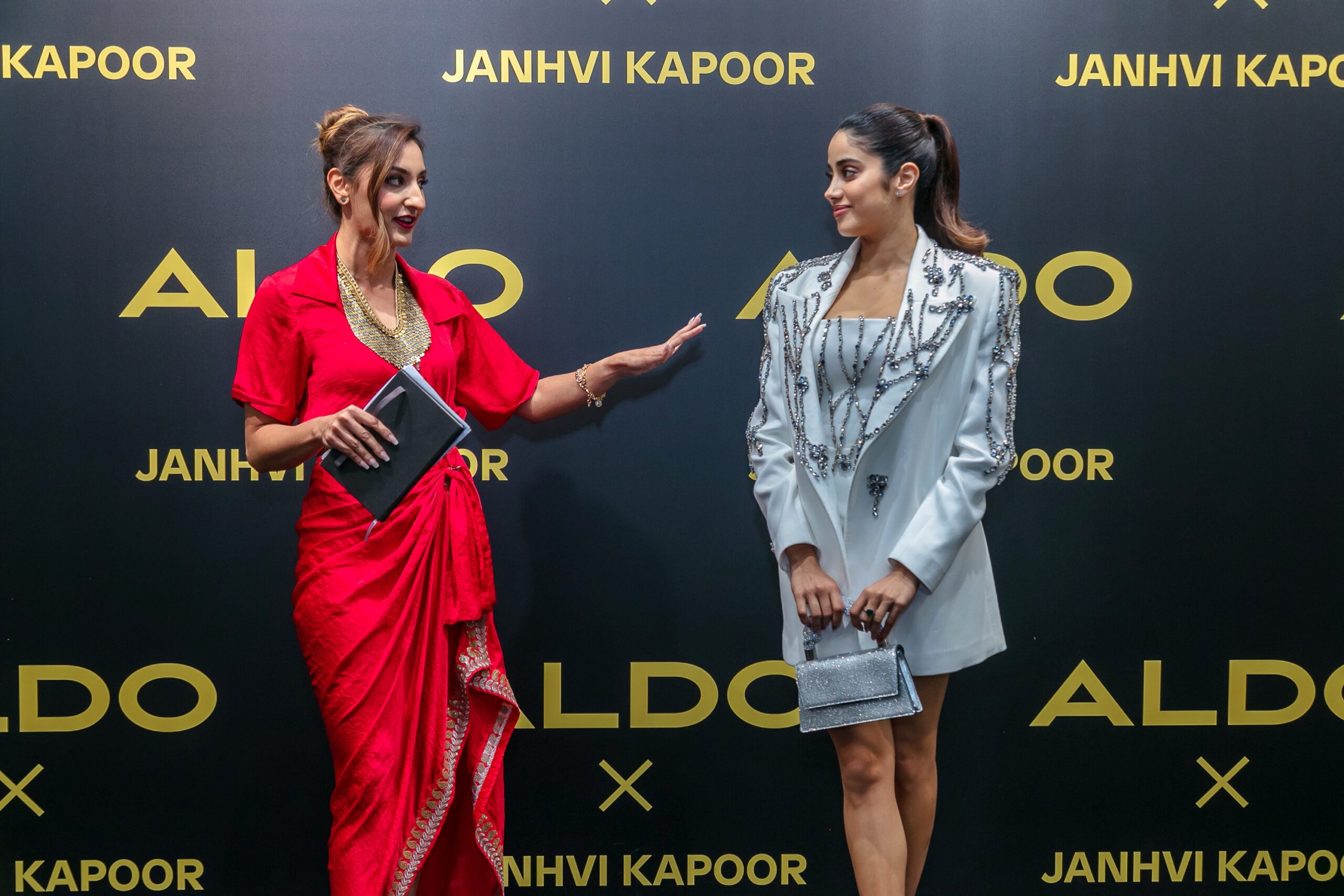 LEVA Marketing Manegement | Jhanvi Kapoor’s Exclusive Visit to ALDO at The Dubai Mall