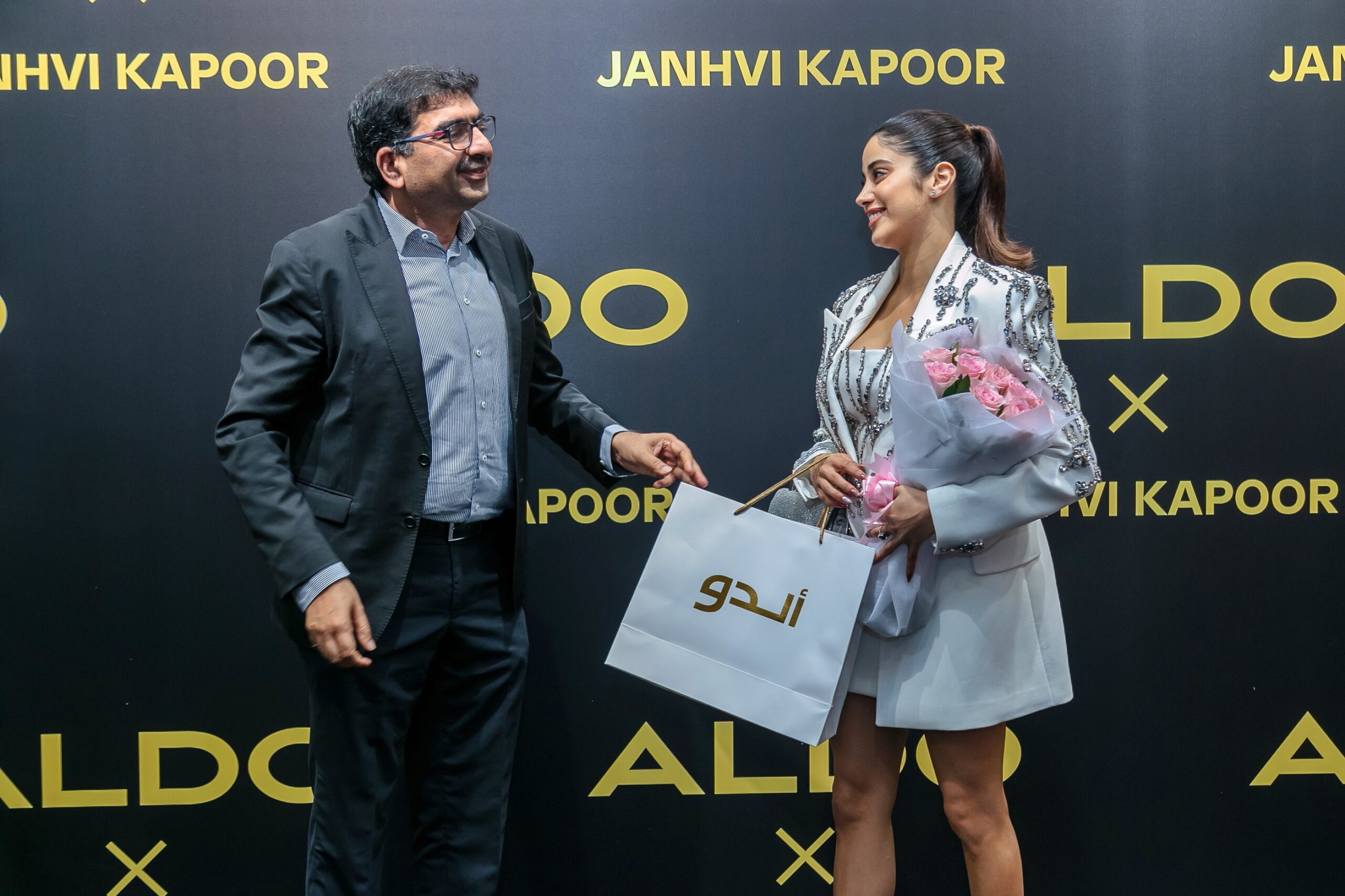 LEVA Marketing Manegement | Jhanvi Kapoor’s Exclusive Visit to ALDO at The Dubai Mall